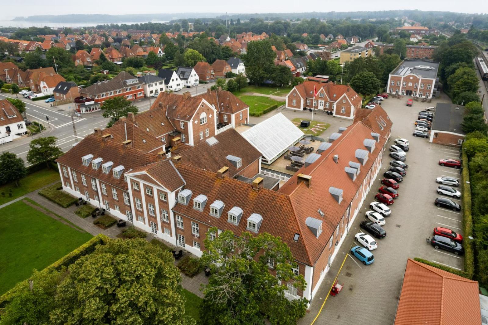 Milling Hotel Park Миддельфарт Экстерьер фото
